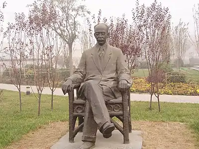 Statue of Yan Xiu in Nan Kai school in Tianjin, China