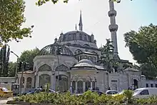 Yeni Valide Mosque complex in Üsküdar (1708–1711)