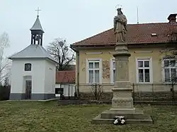 Chapel and statue of Saint John of Nepomuk