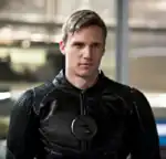 Teddy Sears as Hunter Zolomon