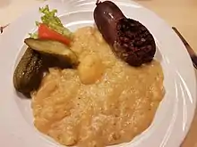 Griefenwurst with sour mashed potatoes