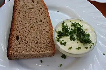 Kochkäse mit Brot