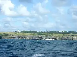 A closer view of the small beach north east of Long Beach. Exit up to the left.