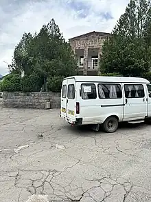 Image of Marshrutka at Tumanyan Municipality building going to Alaverdi